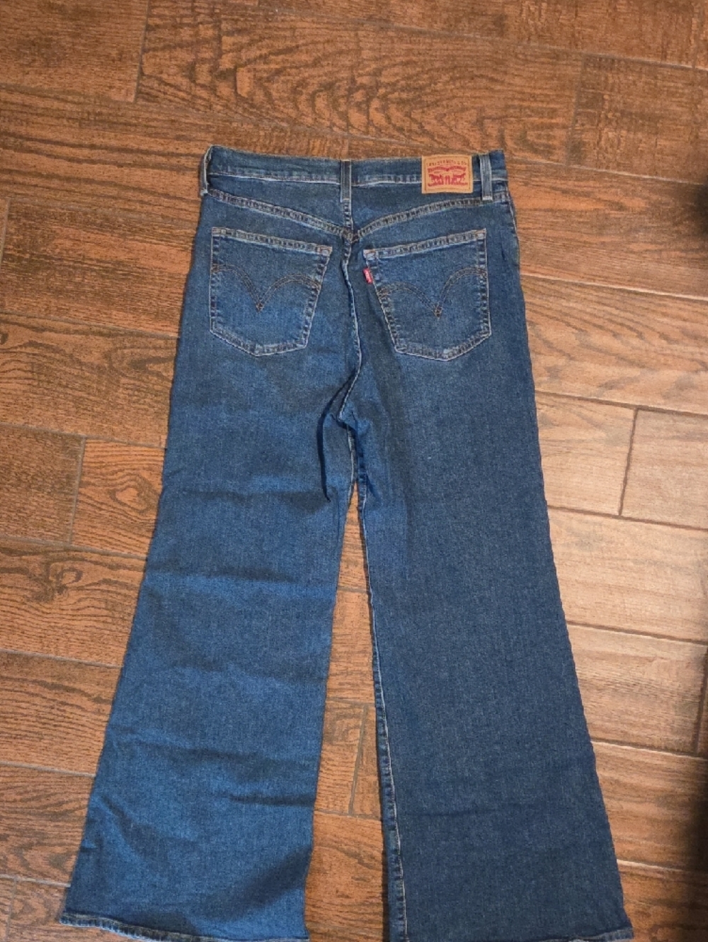 Levi's Ribcage Bell Jeans - Indigo Blue Denim - Picture 8 of 8
